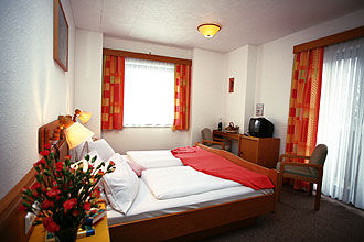 מלון אוברוולאך Alpenhof מראה חיצוני תמונה